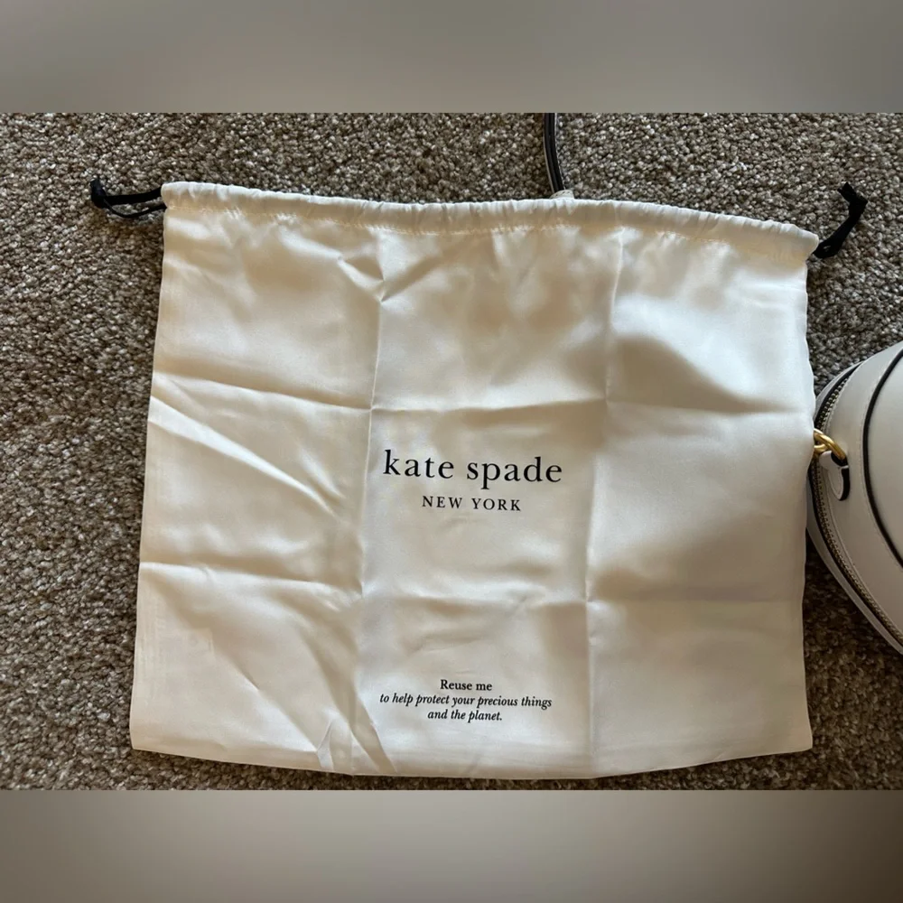 NWT Kate Spade Pitter Patter Smooth 3D Leather Heart Purse - Picture 8 of 8
